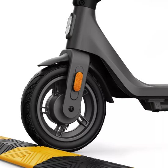 Električni romobil XIAOMI Electric Scooter 4 Lite (2nd Gen), autonomija do 25km, brzina 25km/h, kotači 10˝